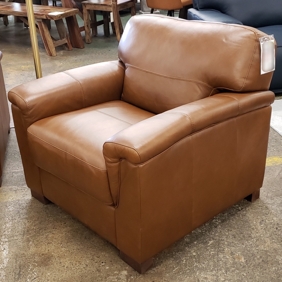 Olimpia Leather Chair
